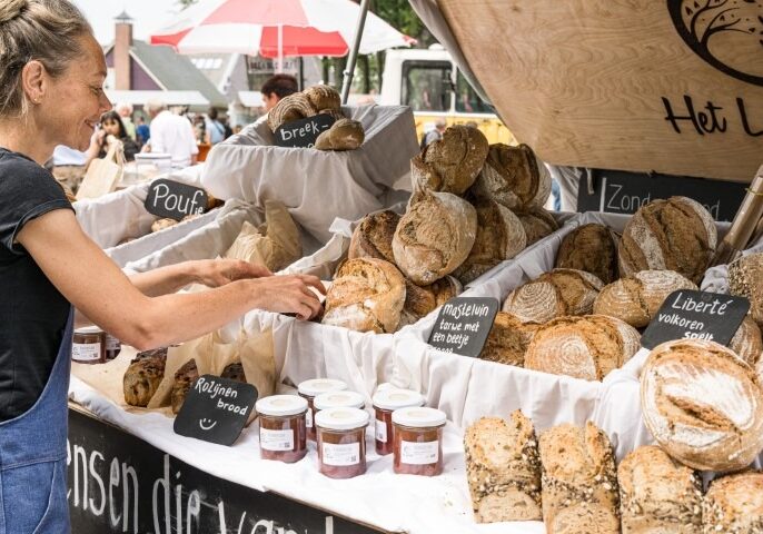 Bakkerij Het Lage Woud-Makking-Zuurdesembrood-marktkraam